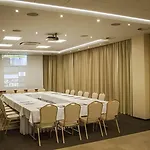 Kosice Hotel فندق 4*
