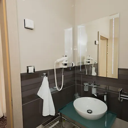 科希策酒店 4* 科希策