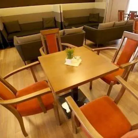 科希策酒店 4* 科希策