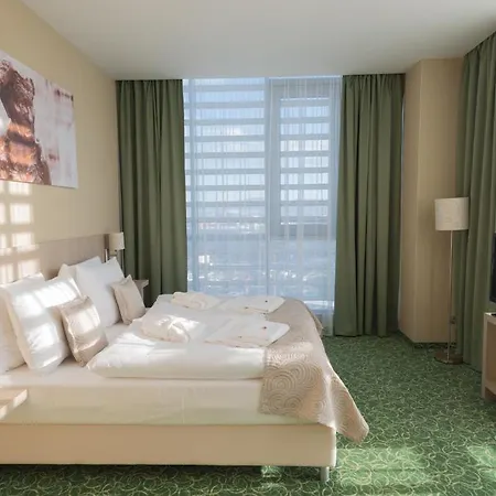 Kosice Hotel فندق