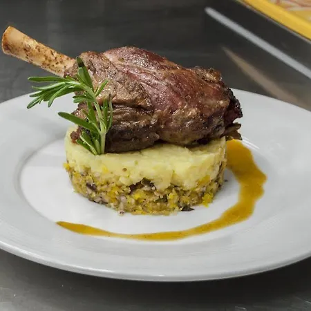 Kosice Hotel ホテル コシツェ